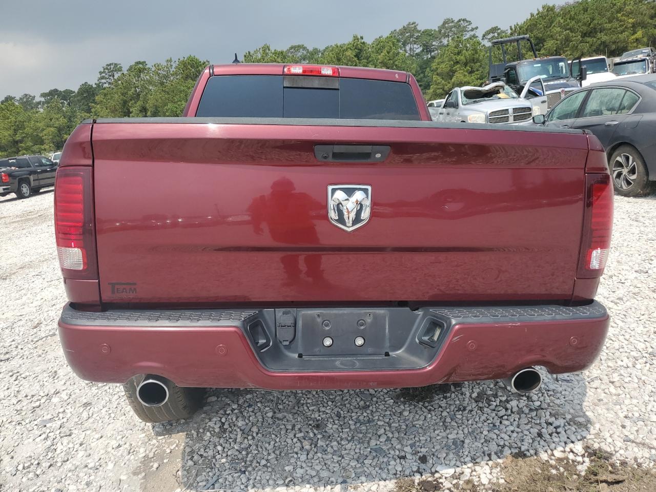 1C6RR6MT6GS257366 2016 Ram 1500 Sport