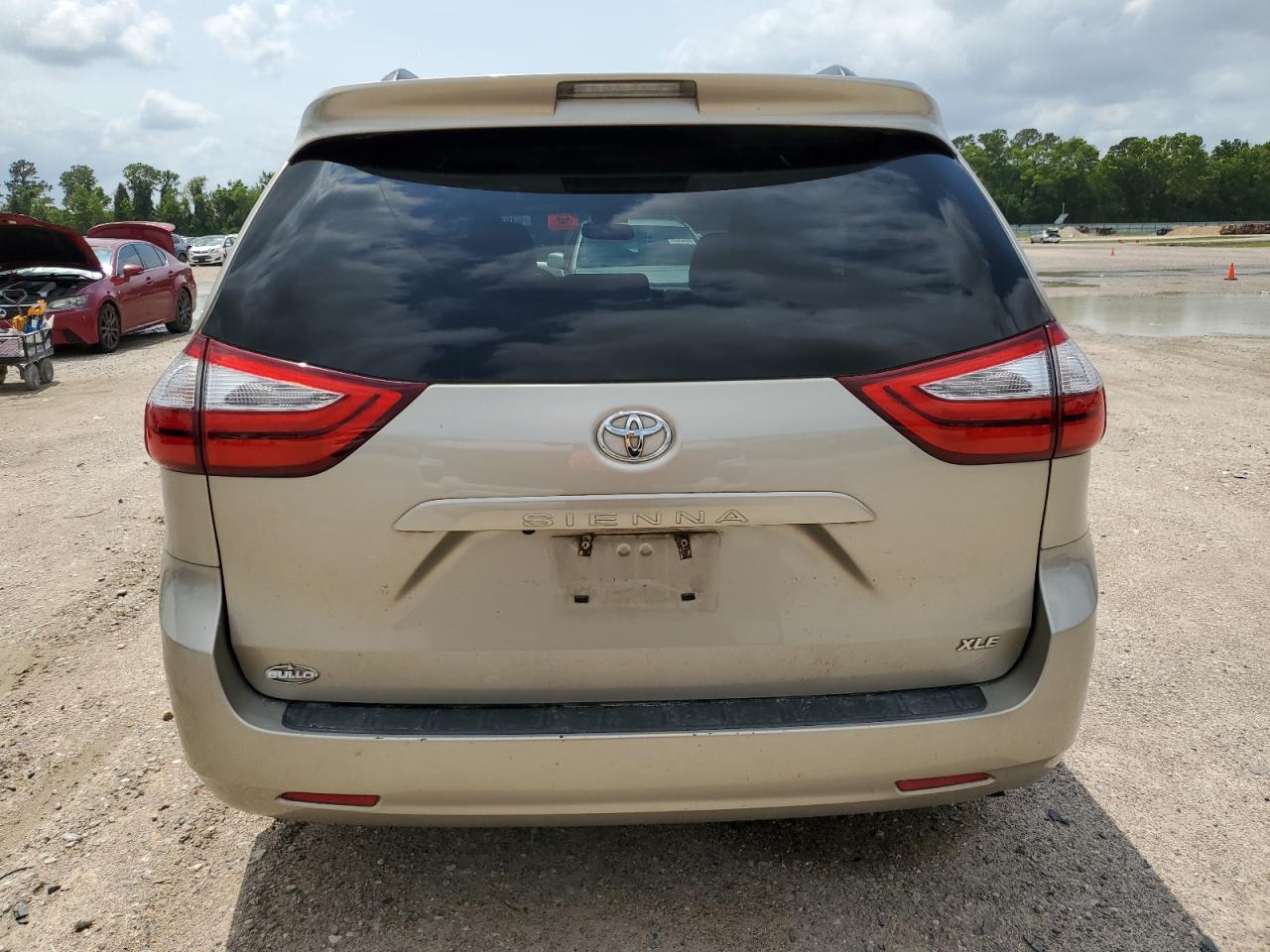 5TDYZ3DCXHS859006 2017 Toyota Sienna Xle