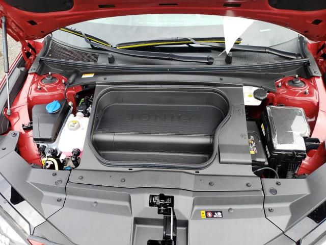 2023 HYUNDAI IONIQ 6 SE - KMHM34AA1PA052051