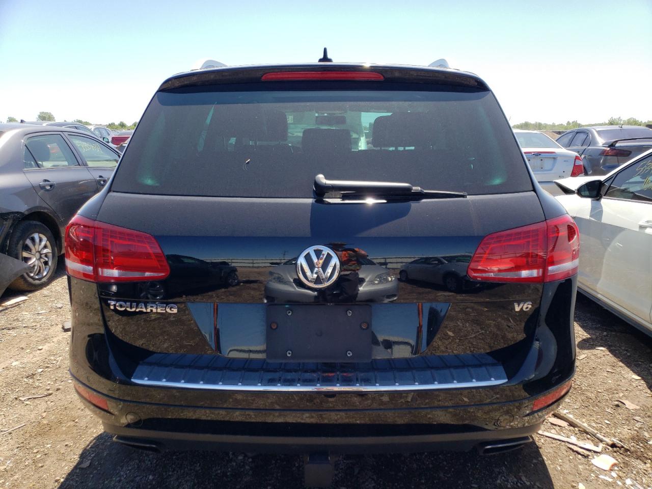 WVGEF9BP5ED010683 2014 Volkswagen Touareg V6