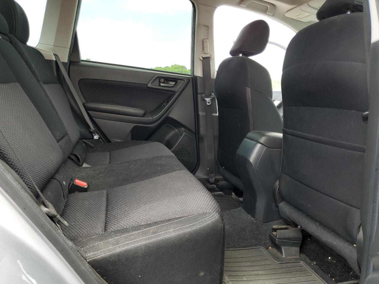 JF2SJAEC6HG503003 2017 Subaru Forester 2.5I Premium