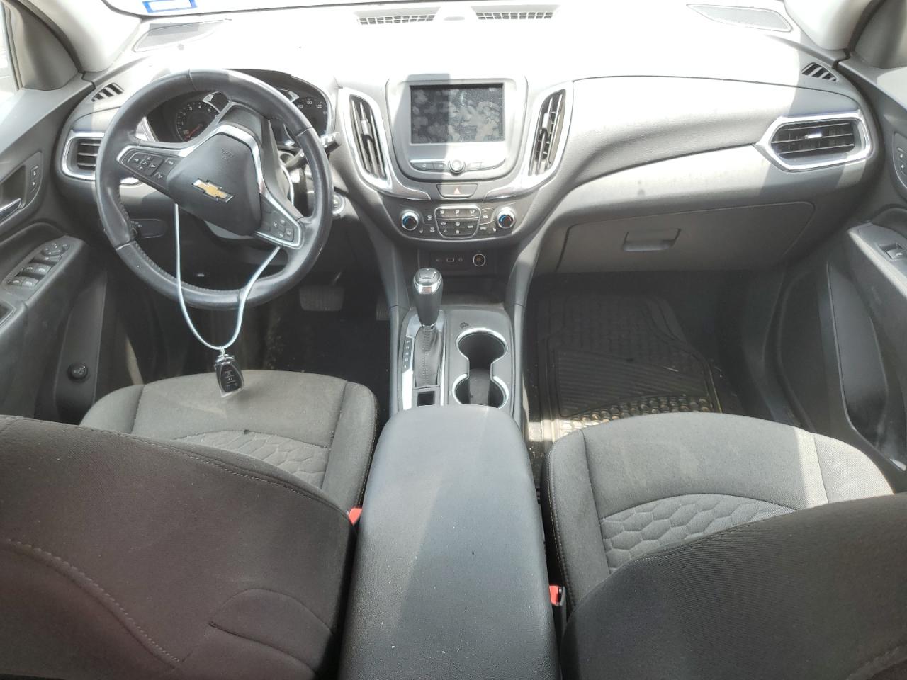 3GNAXKEV8KL334550 2019 Chevrolet Equinox Lt