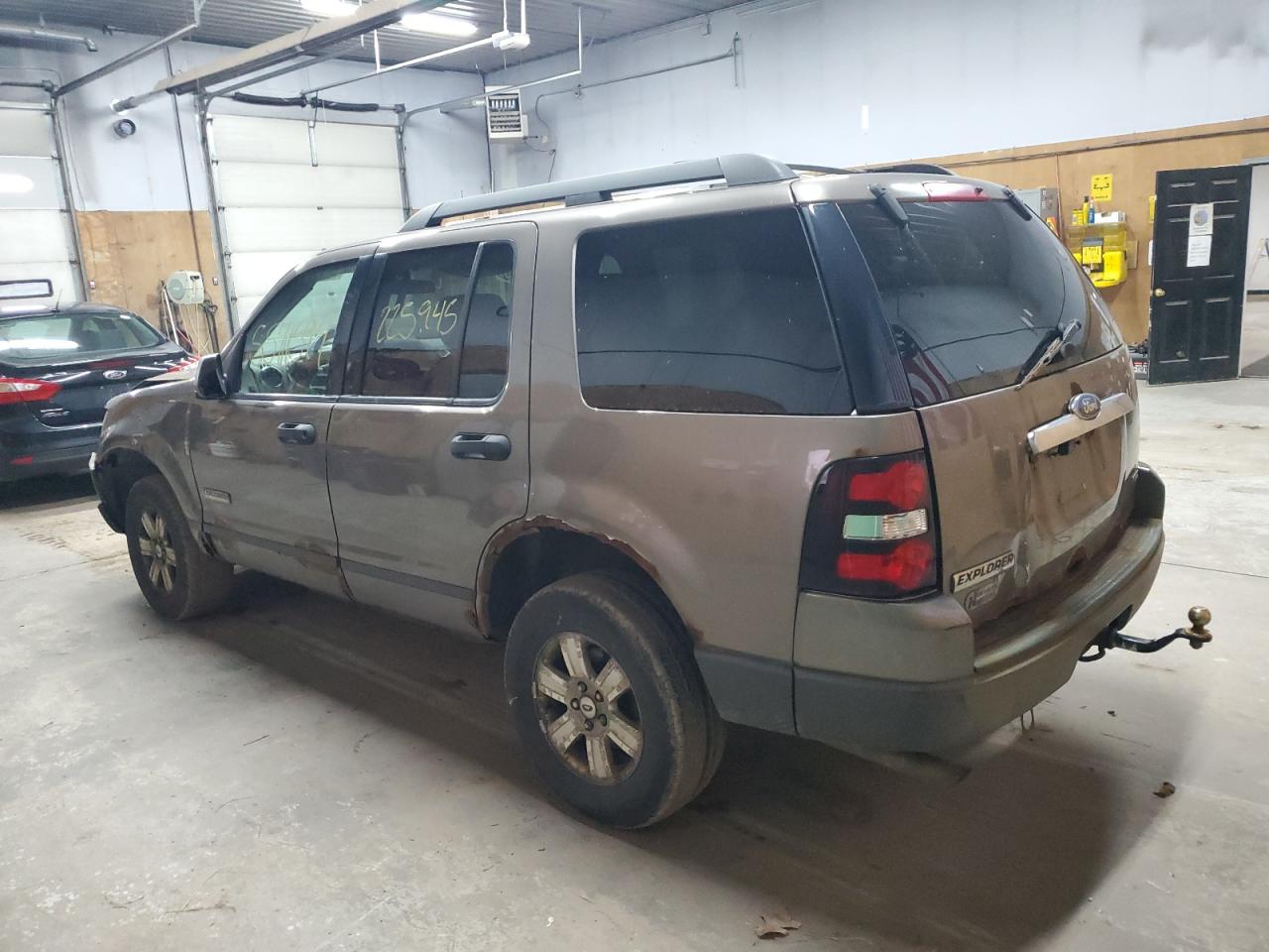 1FMEU72EX6UA31300 2006 Ford Explorer Xls