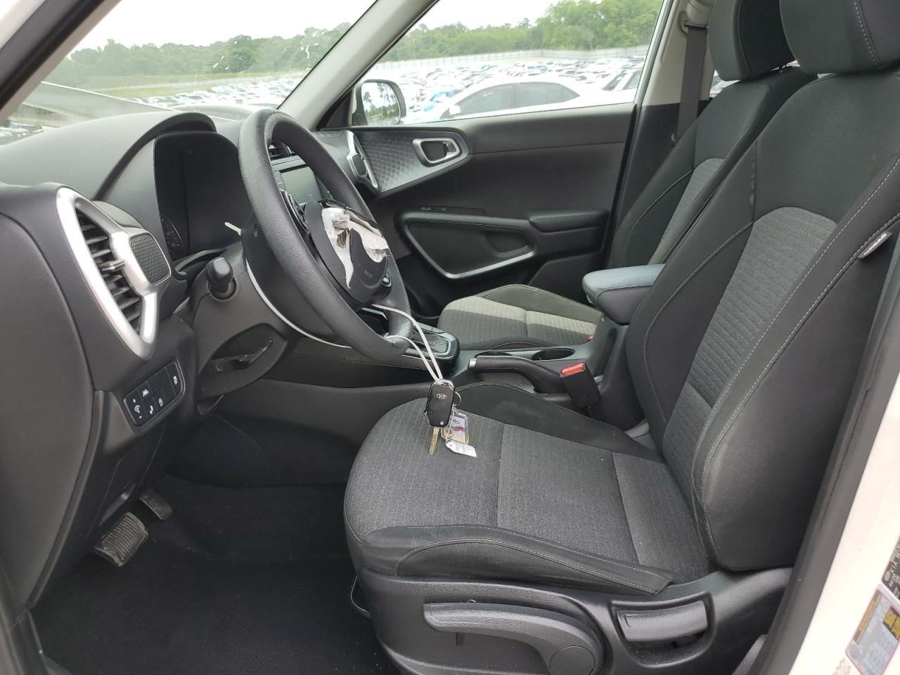 KNDJ23AU5L7119501 2020 Kia Soul Lx