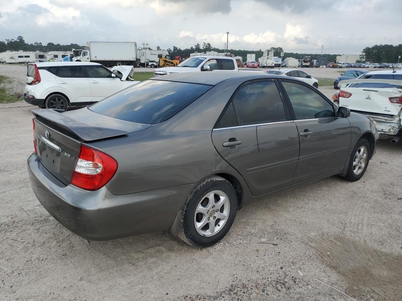 4T1BE32K33U718712 2003 Toyota Camry Le