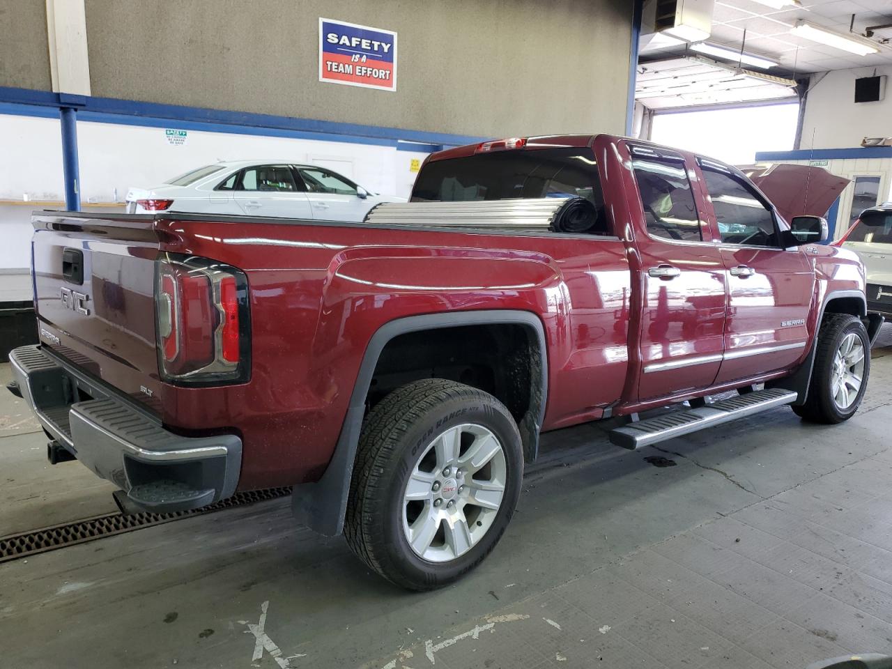 2016 GMC Sierra K1500 Slt vin: 1GTV2NEC9GZ169990