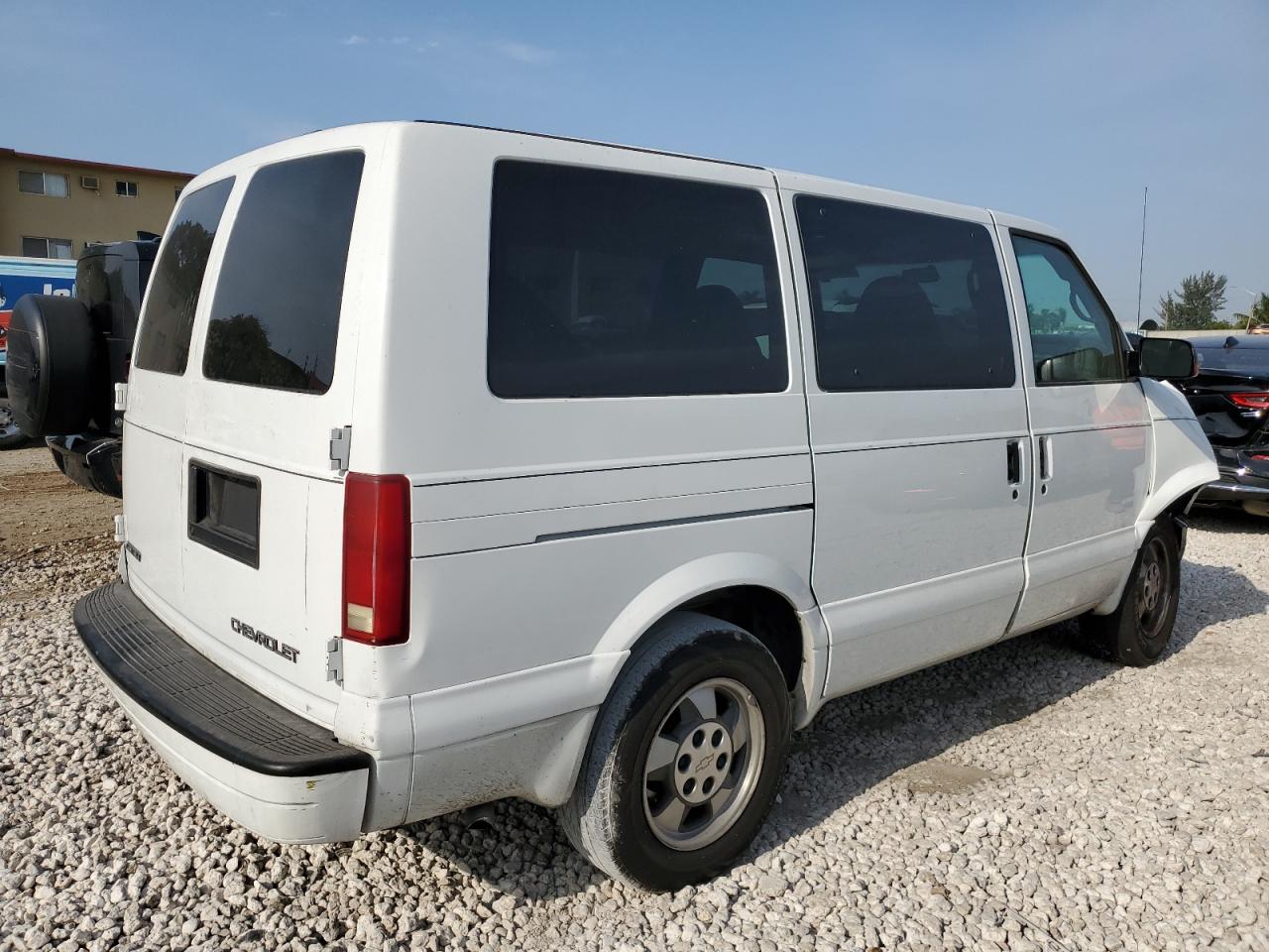 1GNDM19X13B136732 2003 Chevrolet Astro