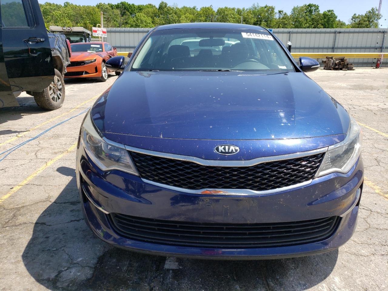 2017 Kia Optima Lx vin: 5XXGT4L39HG152260