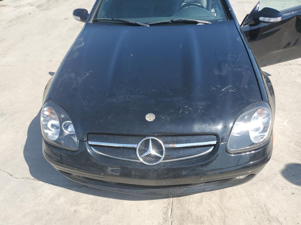 WDBKK65F84F303094 2004 Mercedes-Benz Slk 320