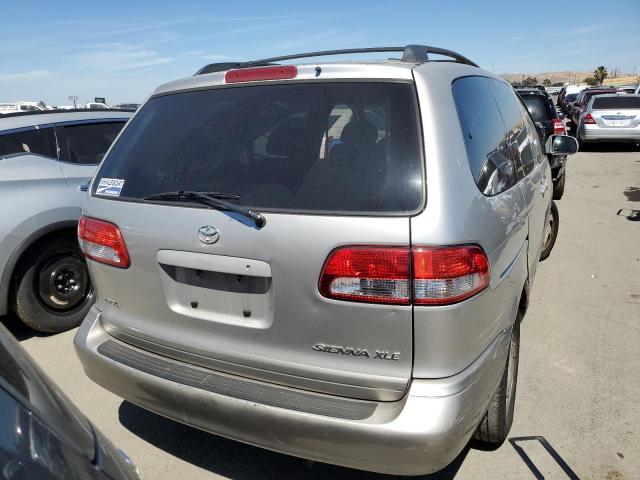 2002 Toyota Sienna Le VIN: 4T3ZF13C62U428378 Lot: 56422884