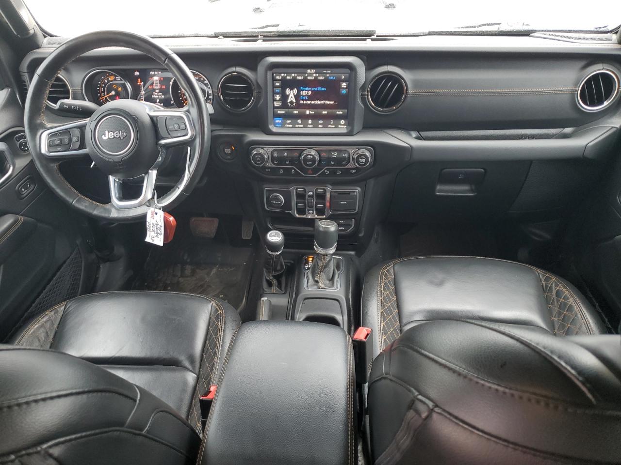 1C4HJXEN7LW330684 2020 Jeep Wrangler Unlimited Sahara