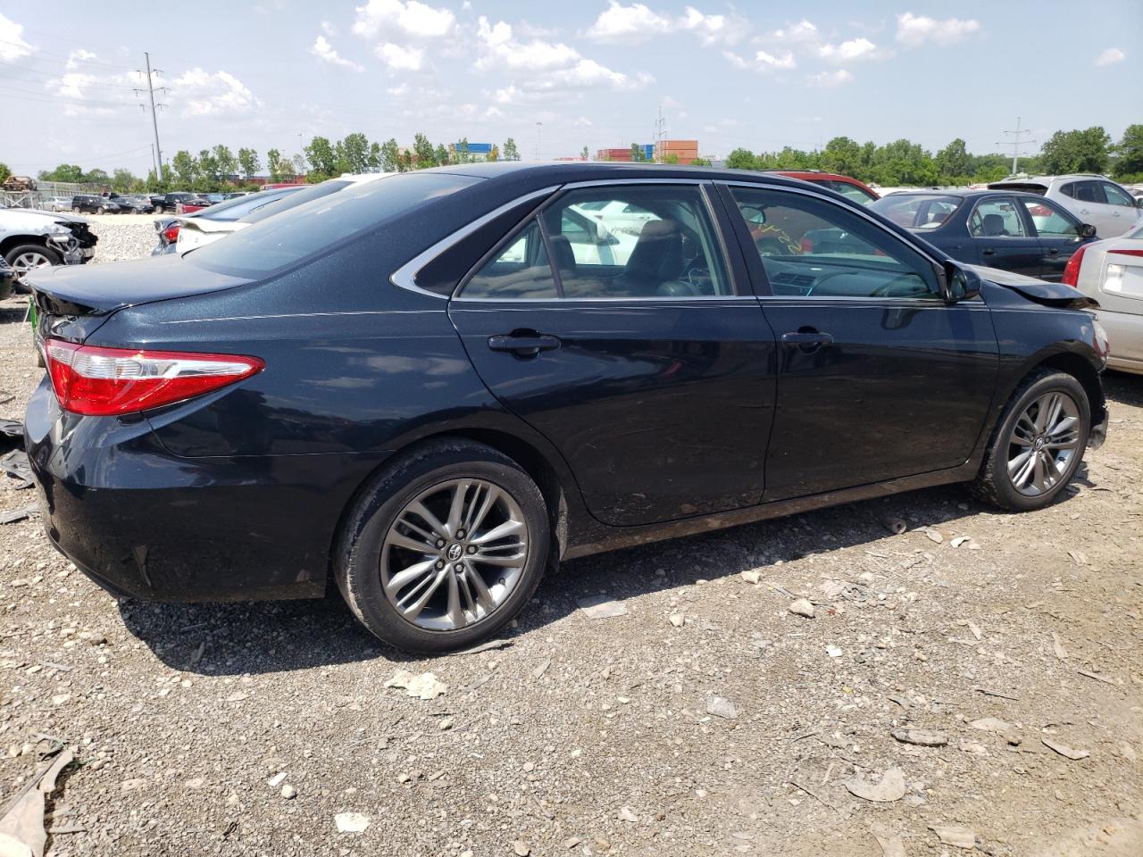 4T1BF1FK0HU650954 2017 Toyota Camry Le