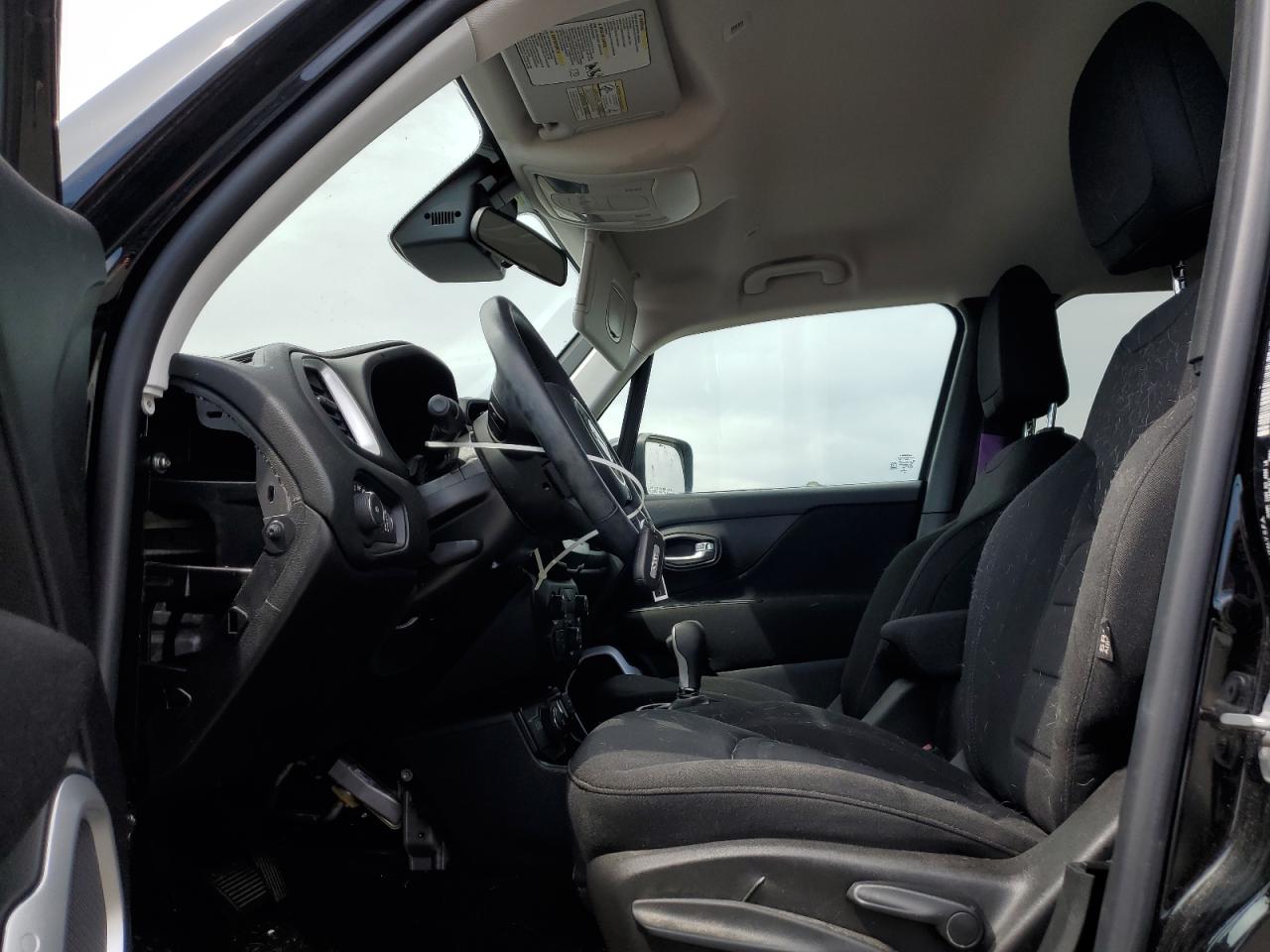 ZACNJBBB5KPK81140 2019 Jeep Renegade Latitude