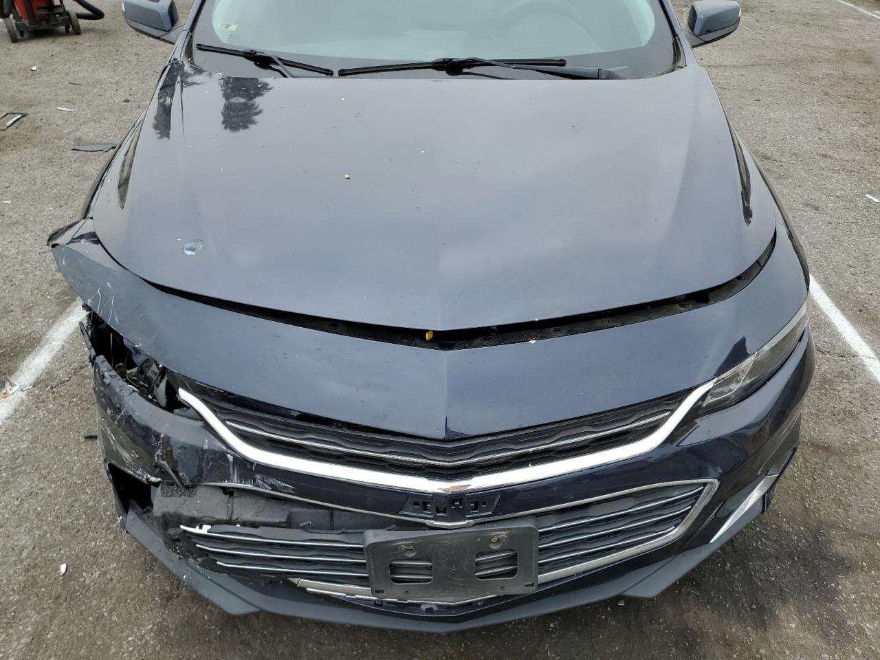 2018 Chevrolet Malibu Lt vin: 1G1ZD5ST6JF189826