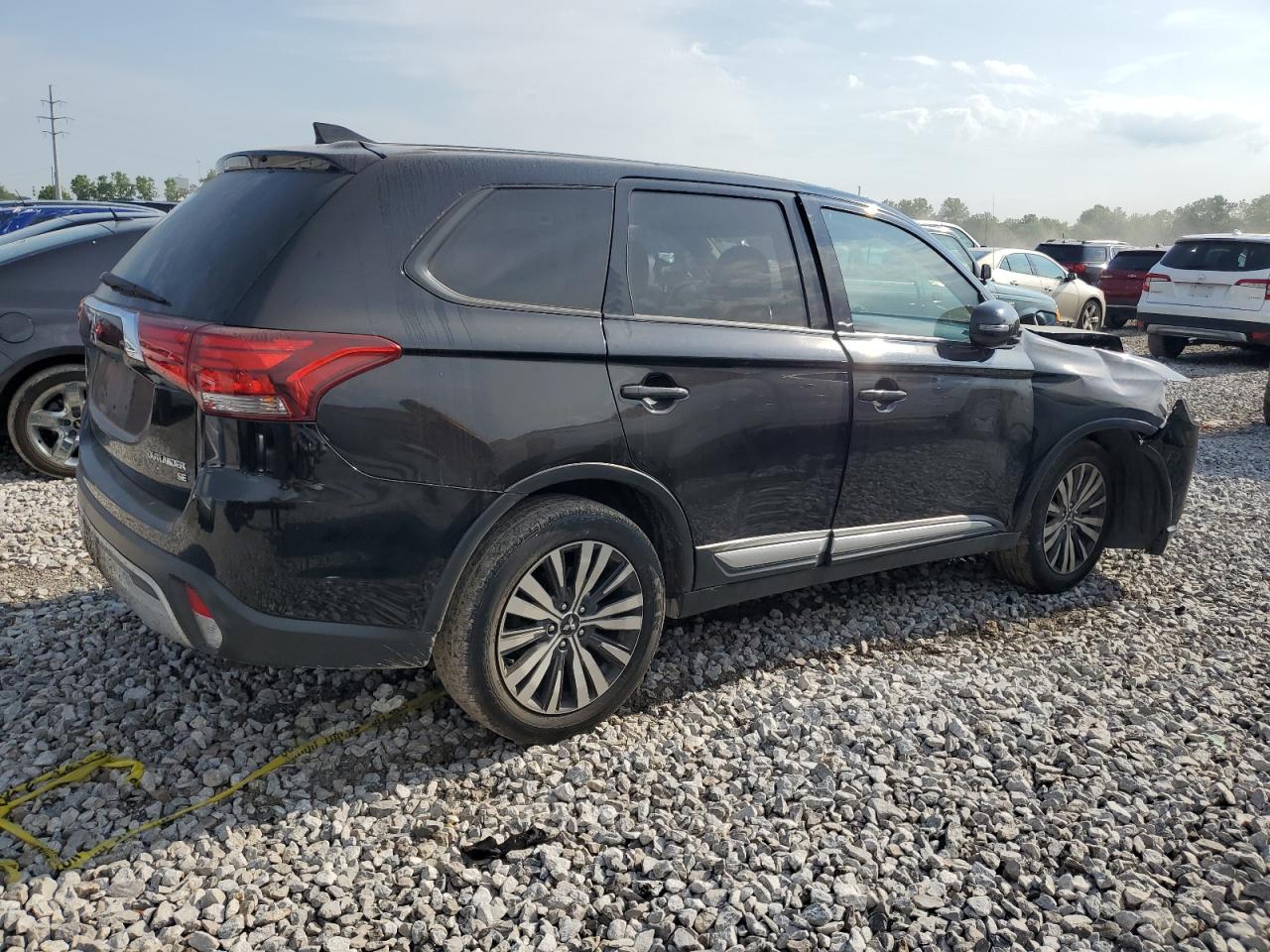 JA4AD3A36KJ001678 2019 Mitsubishi Outlander Se