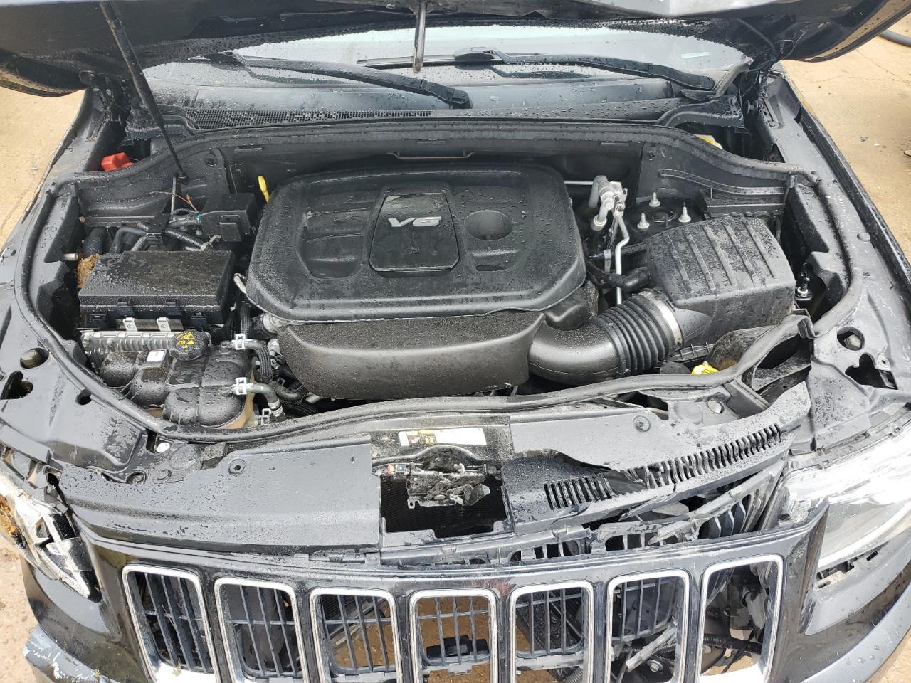 1C4RJFAG2GC323820 2016 Jeep Grand Cherokee Laredo