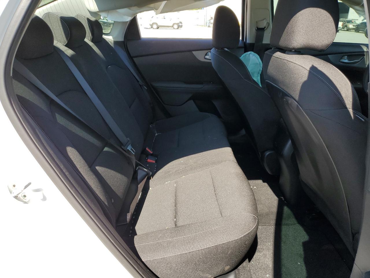 3KPF24AD1KE010494 2019 Kia Forte Fe