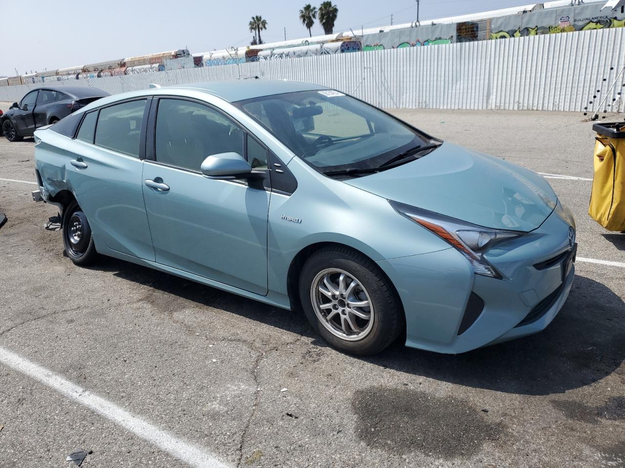 JTDKBRFU3G3018809 2016 Toyota Prius