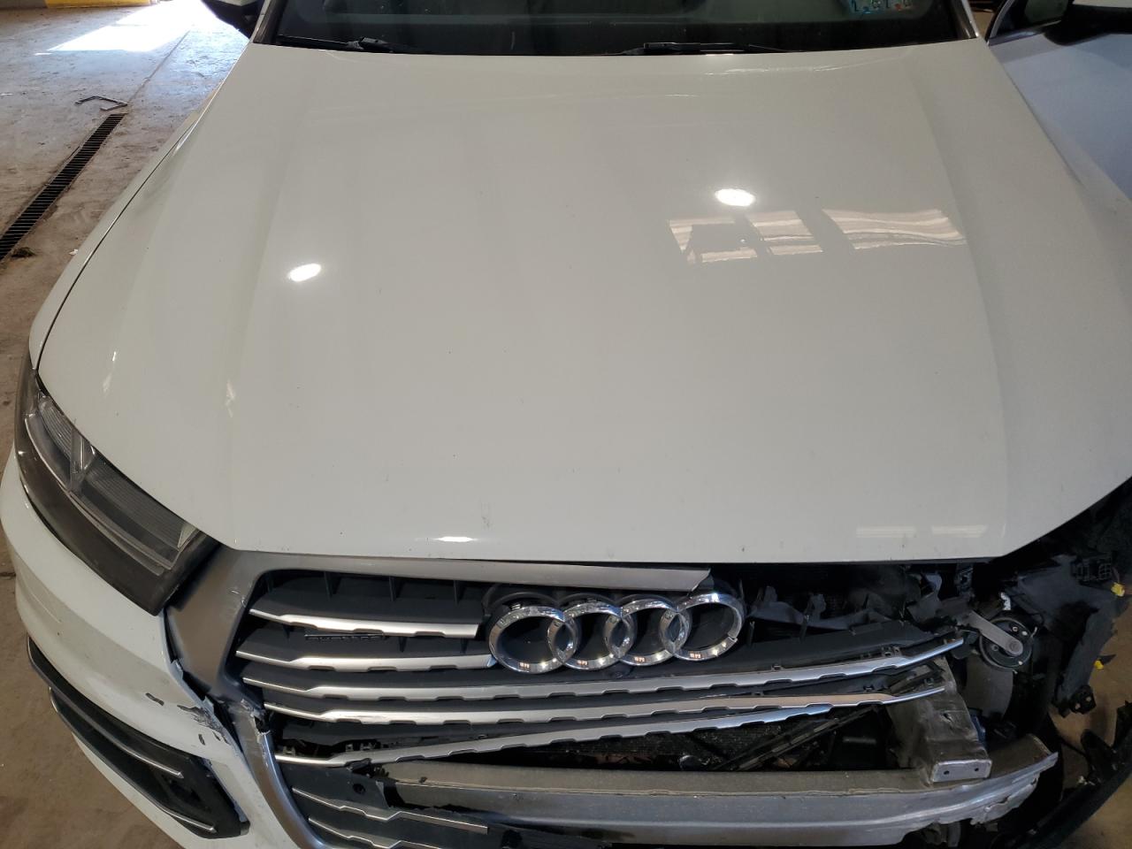 WA1LHAF71HD040571 2017 Audi Q7 Premium Plus