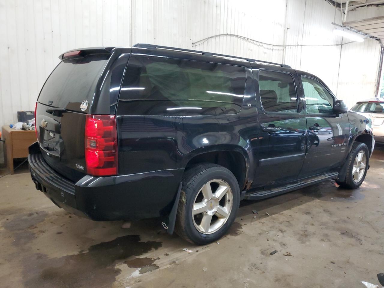 3GNFK16318G181832 2008 Chevrolet Suburban K1500 Ls