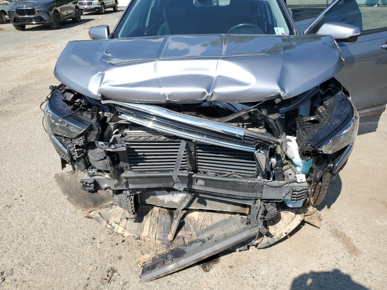 3GKALPEX8KL168196 2019 GMC Terrain Slt