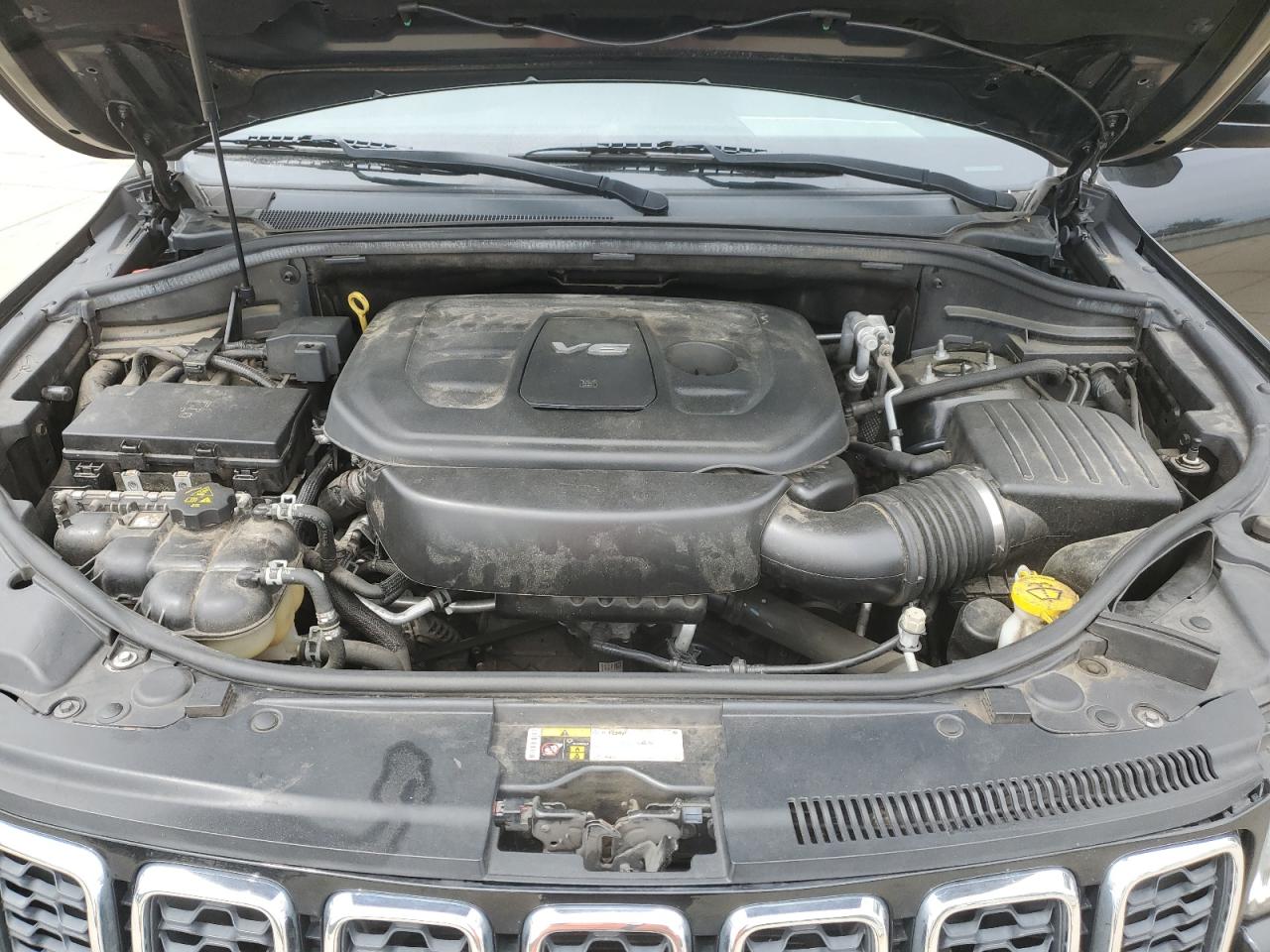 1C4RJFAG2HC728108 2017 Jeep Grand Cherokee Laredo