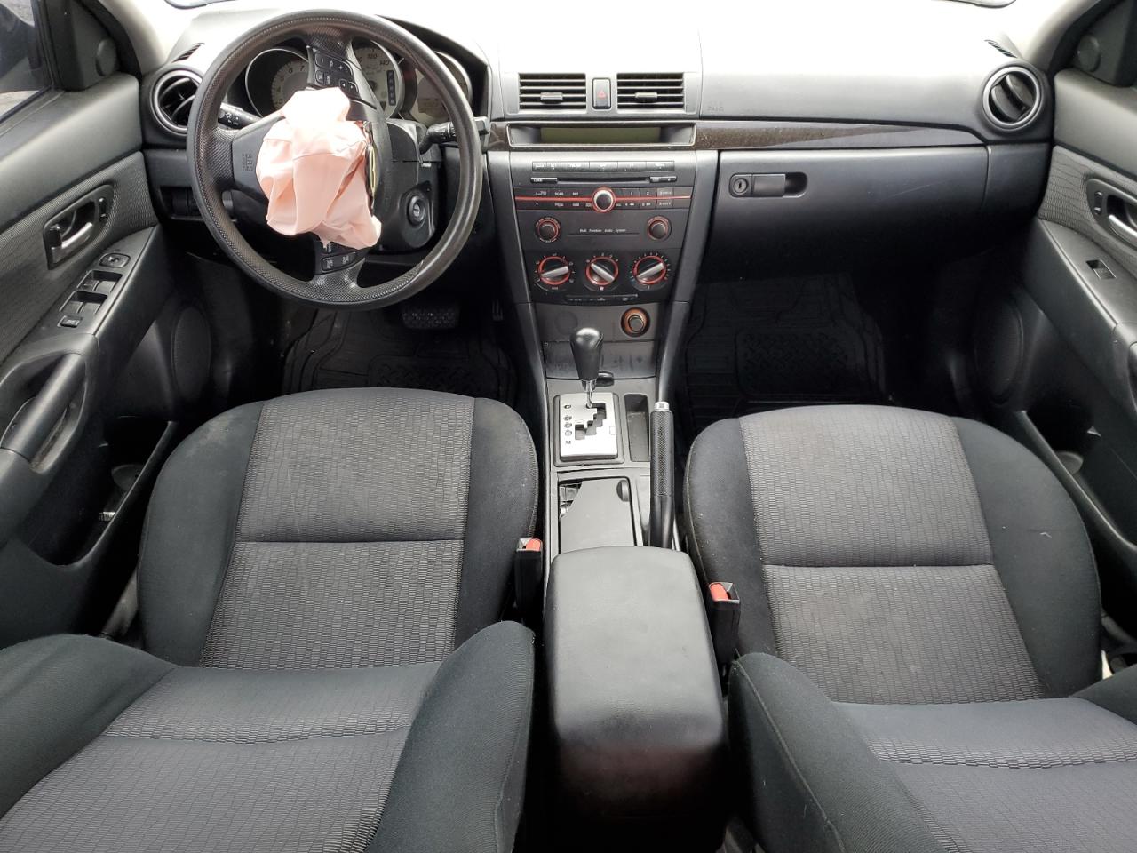 JM1BK12F471683142 2007 Mazda 3 I