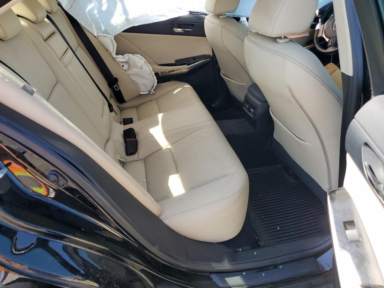 JTHCF1D23E5005070 2014 Lexus Is 250