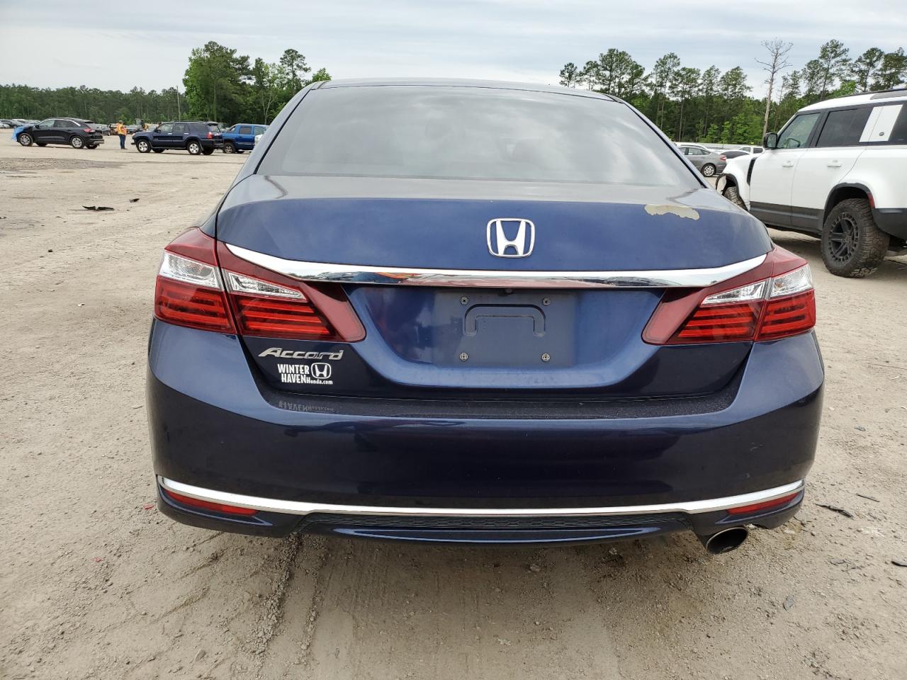 1HGCR2F31GA124932 2016 Honda Accord Lx