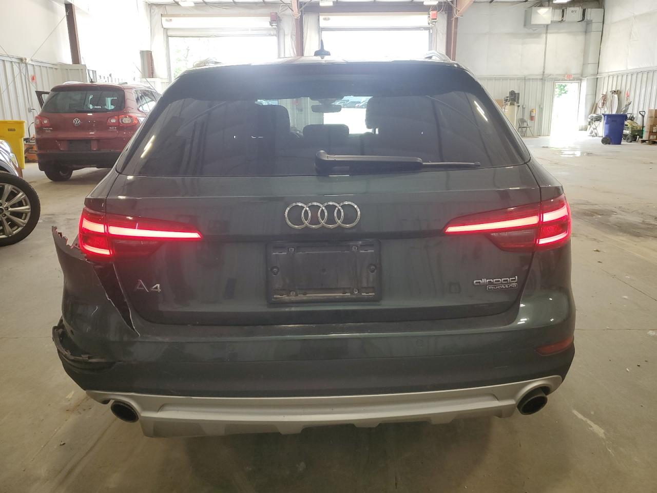 WA18NAF41JA197982 2018 Audi A4 Allroad Premium Plus