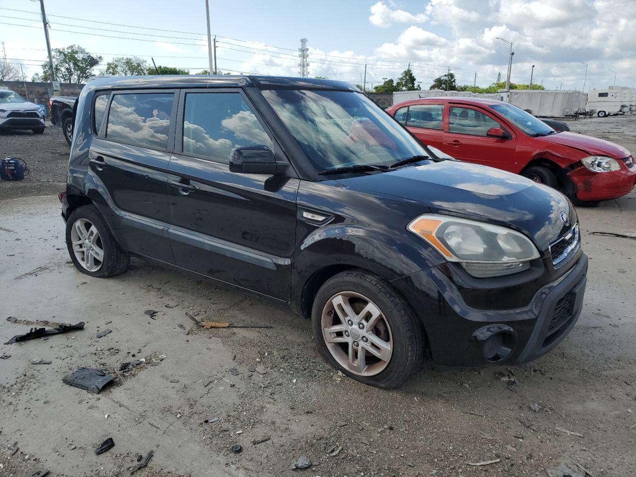 KNDJT2A53D7770885 2013 Kia Soul