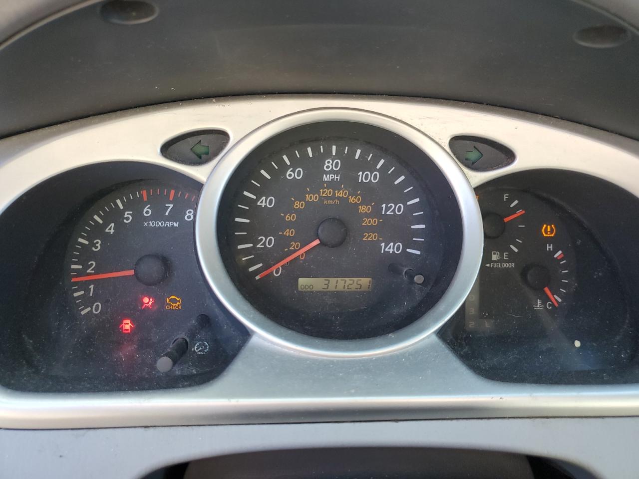 JTEGP21A350055607 2005 Toyota Highlander Limited