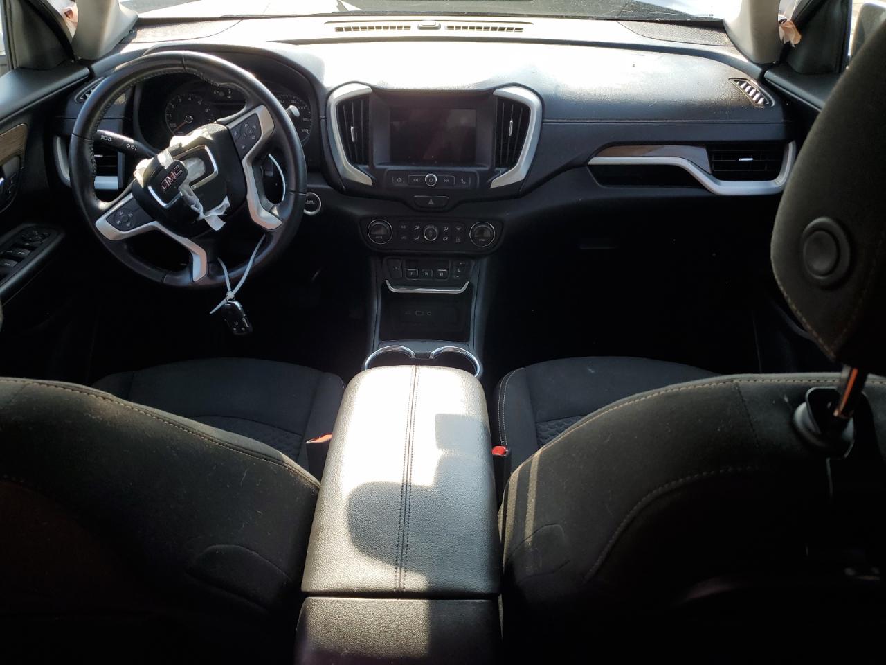 3GKALMEV2JL357664 2018 GMC Terrain Sle