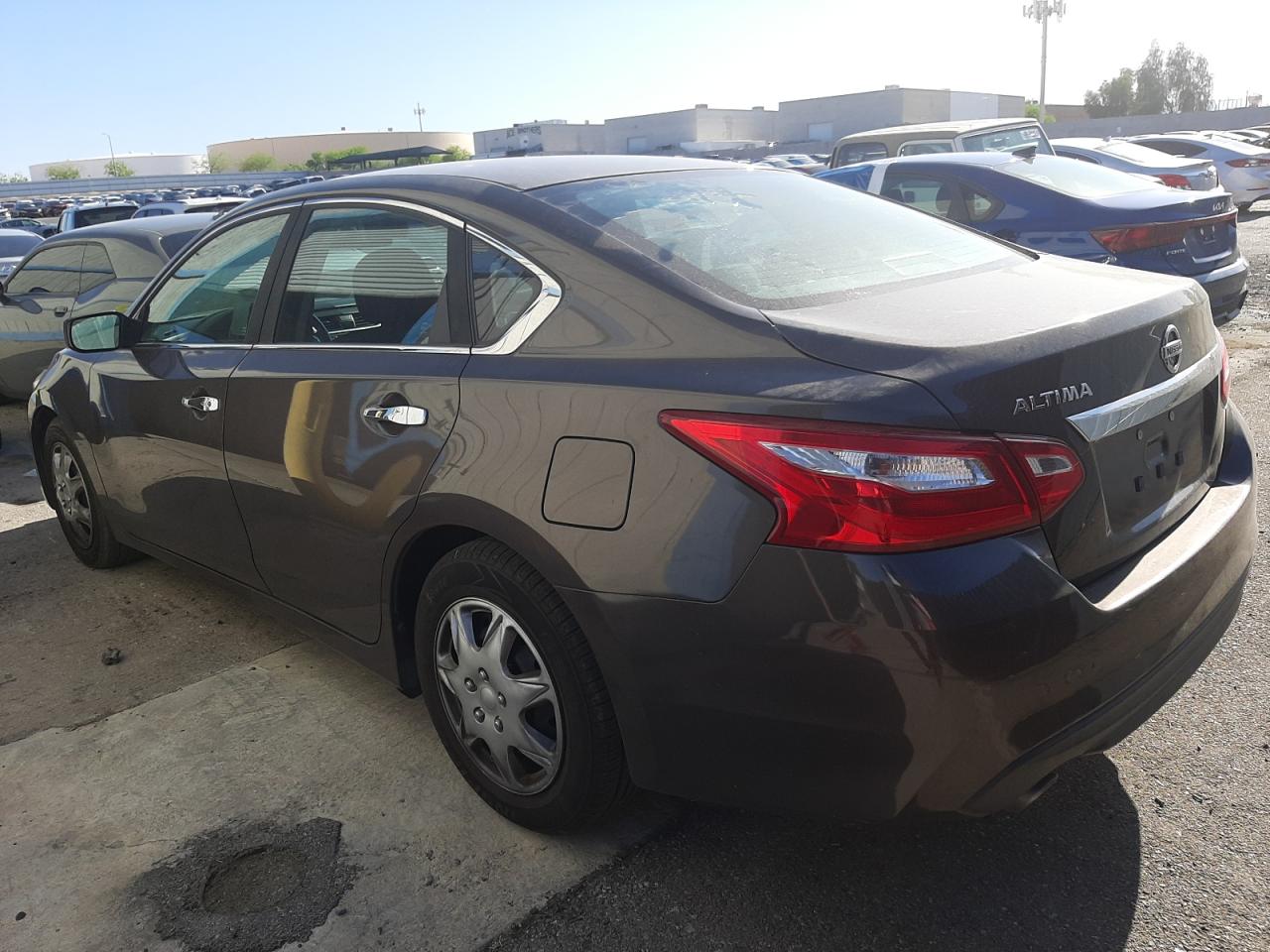 1N4AL3AP3GN369396 2016 Nissan Altima 2.5