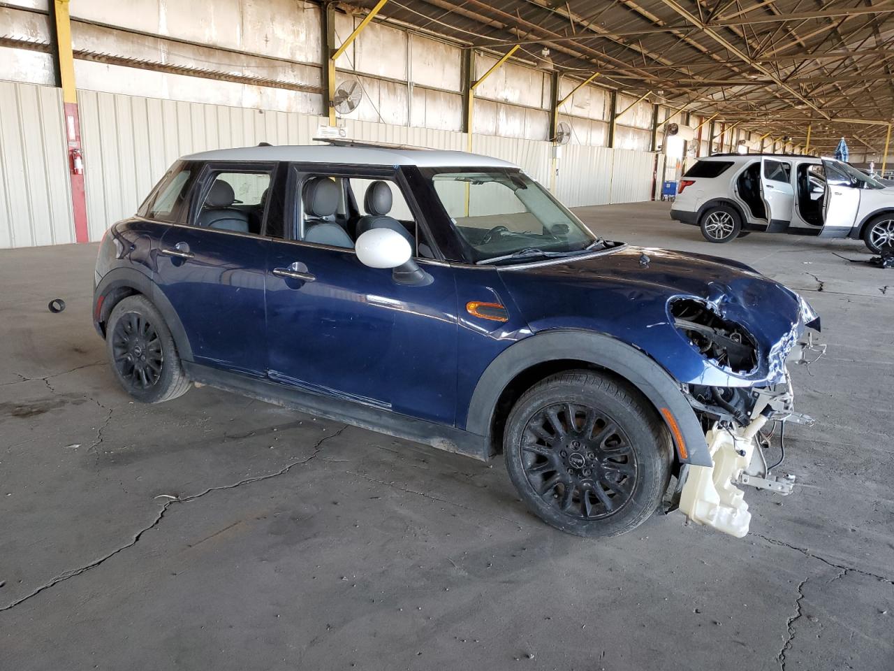 2016 Mini Cooper vin: WMWXU1C54G2D10232