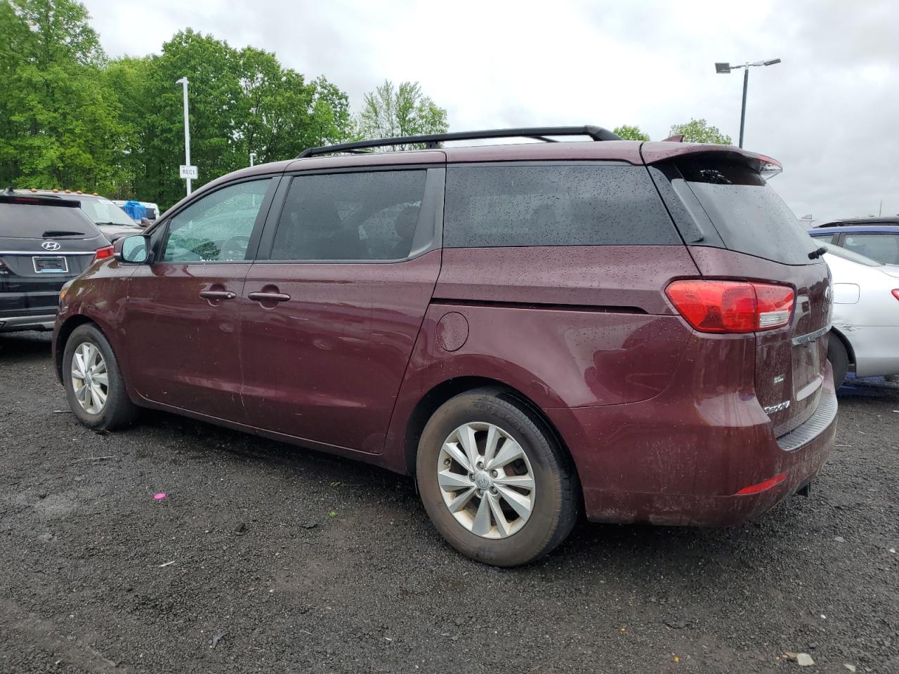 KNDMB5C10H6234225 2017 Kia Sedona Lx