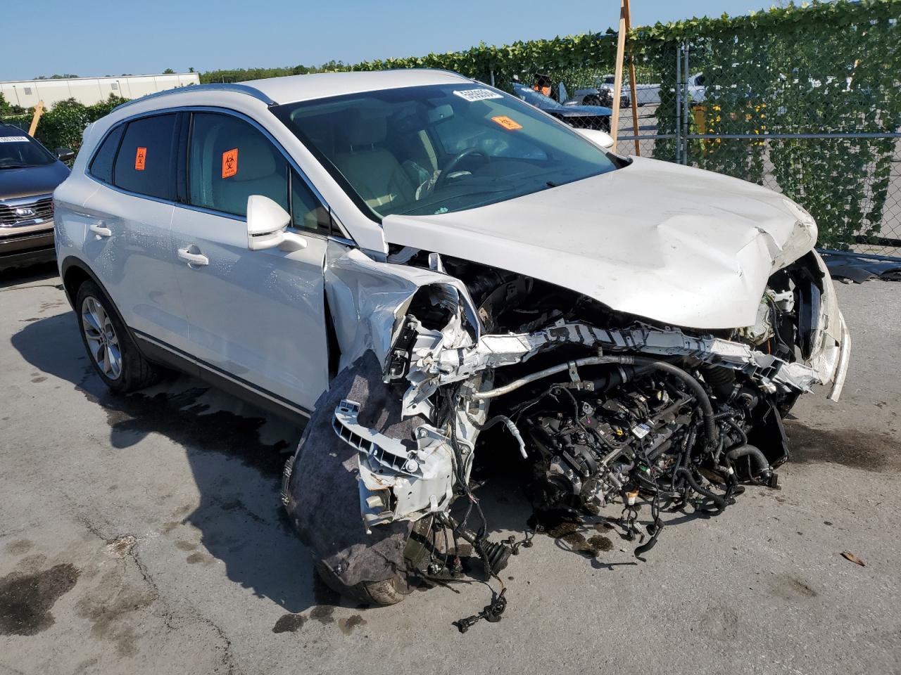 5LMCJ2C97HUL08456 2017 Lincoln Mkc Select