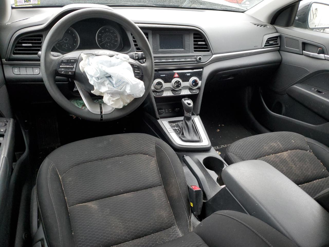 KMHD74LF4KU781195 2019 Hyundai Elantra Se