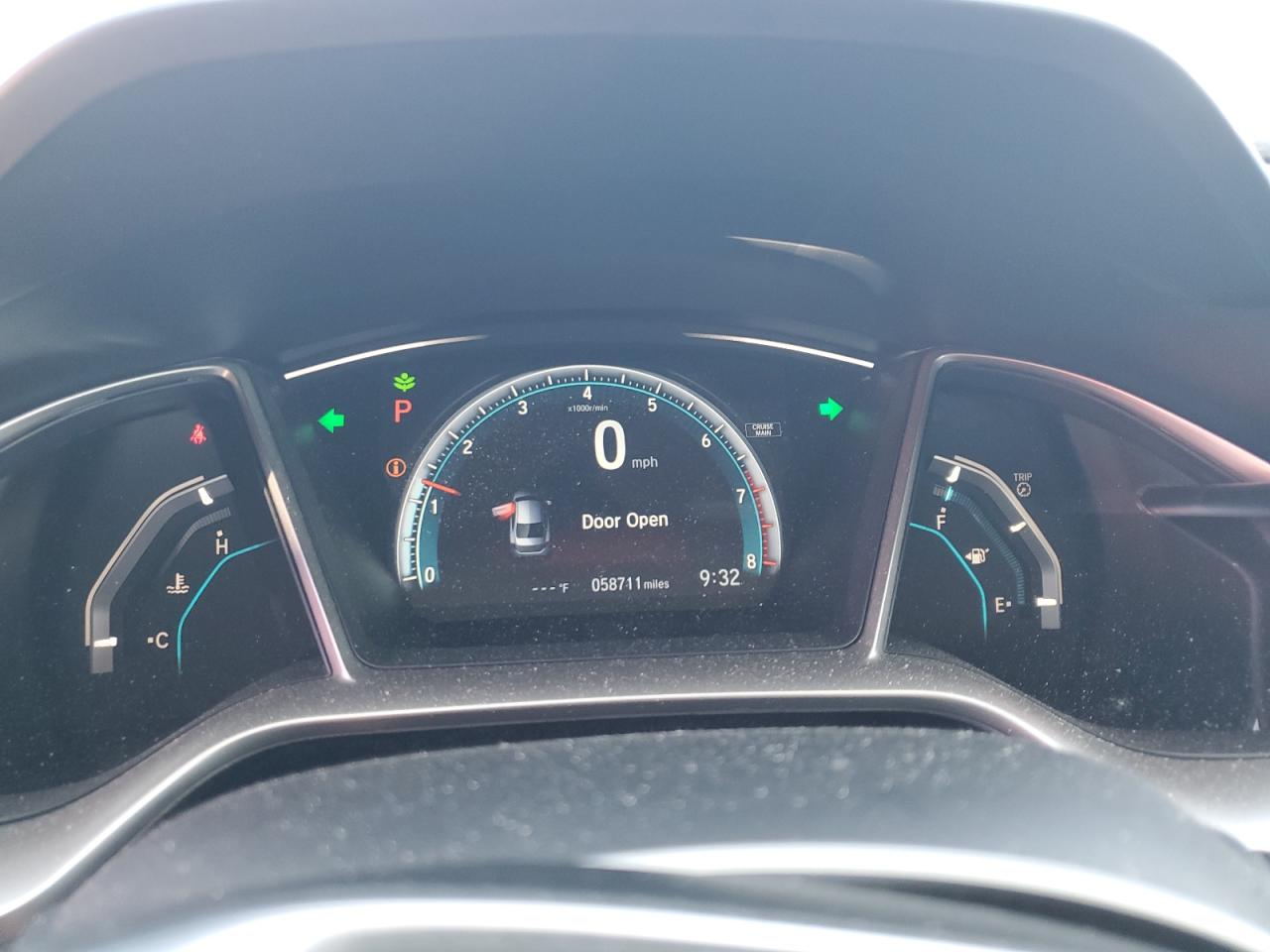 19XFC2F70JE033008 2018 Honda Civic Ex