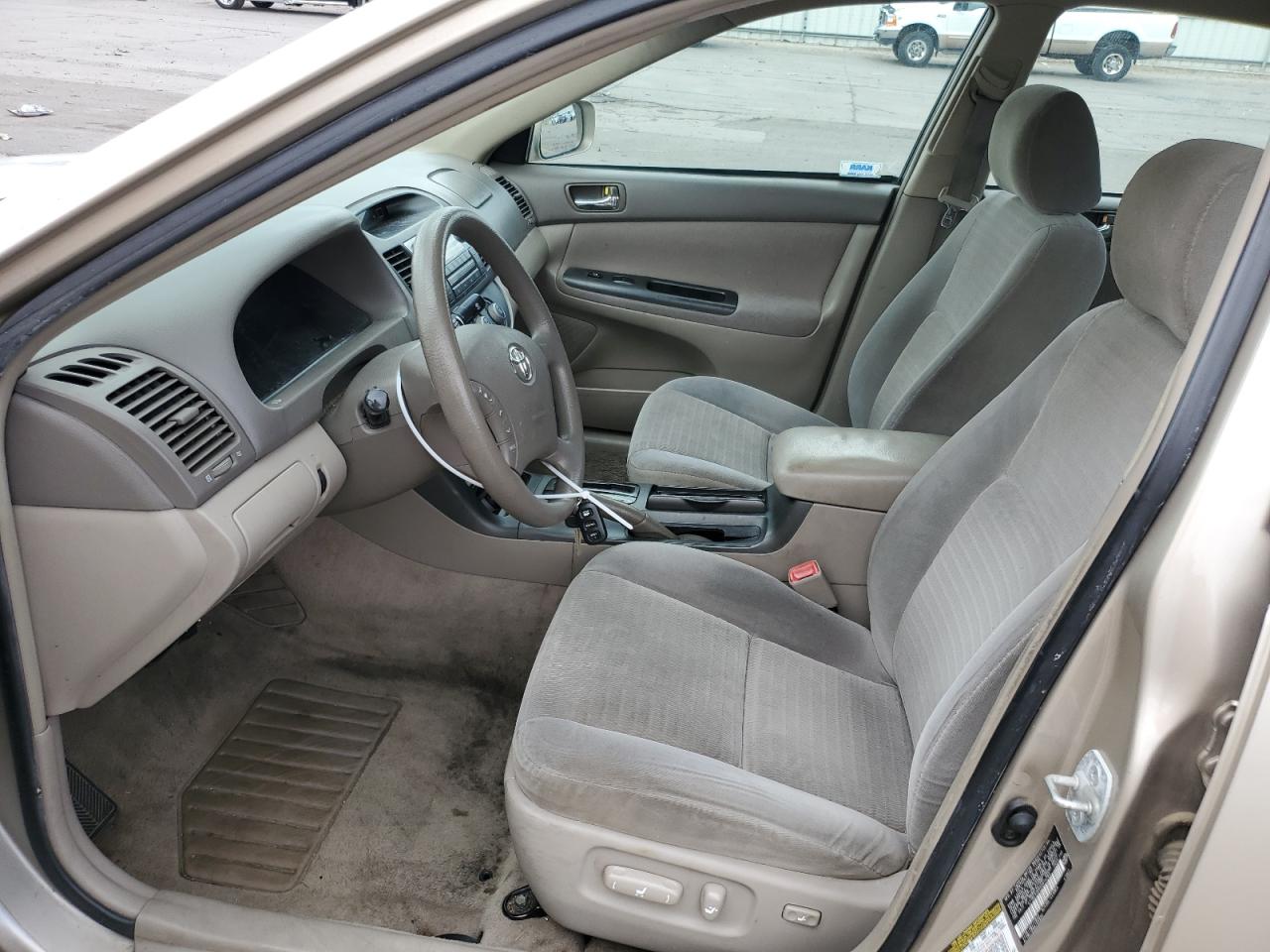 4T1BE32K05U014762 2005 Toyota Camry Le