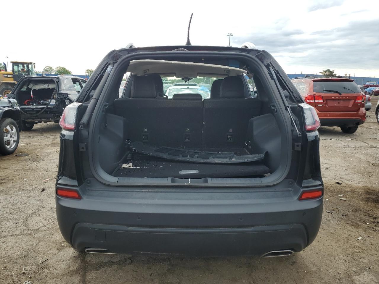 1C4PJMMX3MD111702 2021 Jeep Cherokee Latitude Lux