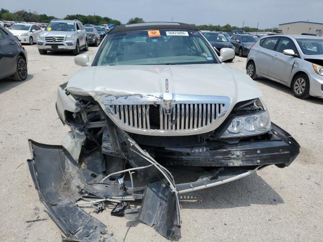 2005 Lincoln Town Car Signature Limited VIN: 1LNHM82W65Y664637 Lot: 56825094