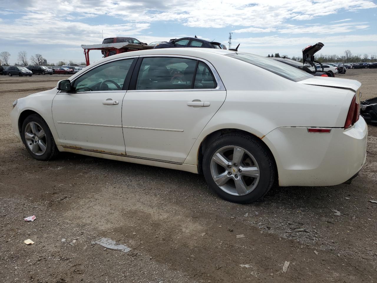 1G1ZD5EU1BF124324 2011 Chevrolet Malibu 2Lt