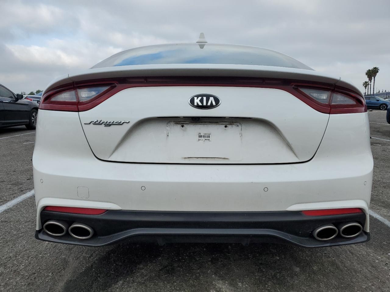 KNAE15LA7J6020794 2018 Kia Stinger