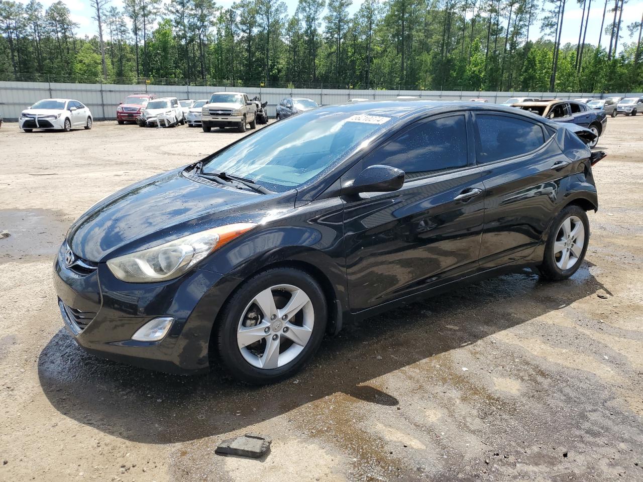 5NPDH4AE9DH371386 2013 Hyundai Elantra Gls