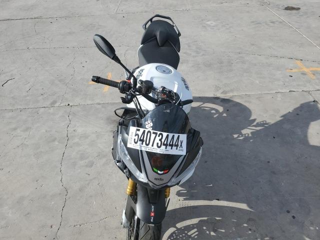 2022 APRILIA TUONO V4 1 ZD4KZUA08NS000378