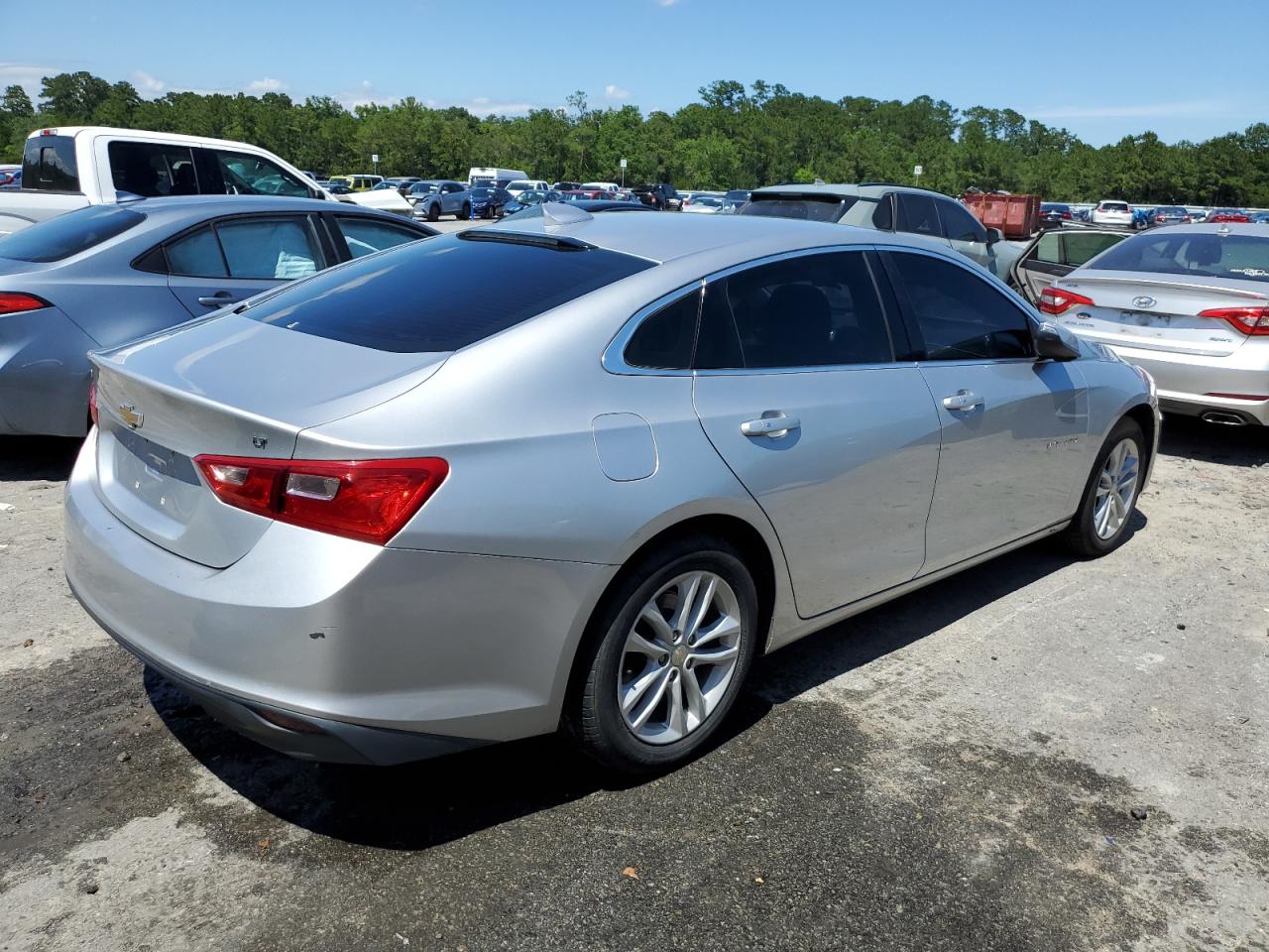 1G1ZD5ST9JF141270 2018 Chevrolet Malibu Lt