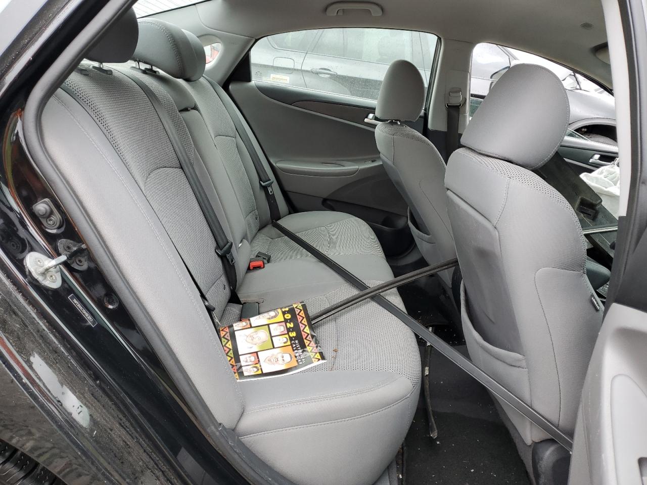 5NPEB4AC1DH563017 2013 Hyundai Sonata Gls