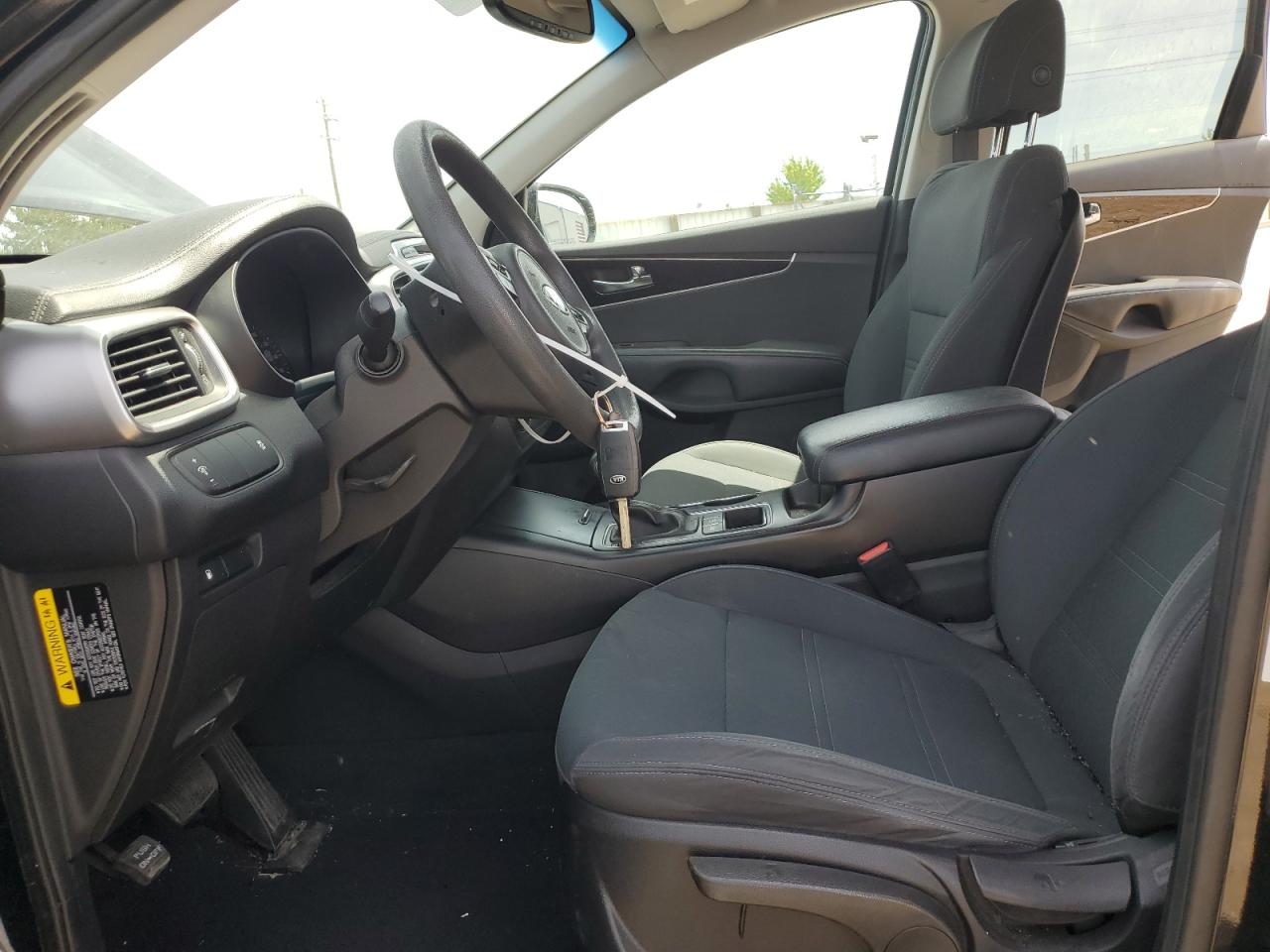 2017 Kia Sorento Lx vin: 5XYPGDA5XHG227827