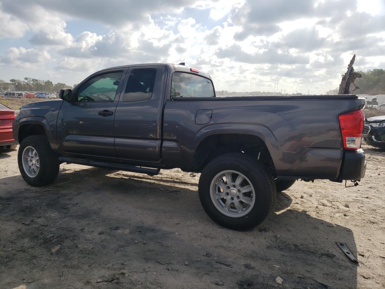 5TFSX5EN4HX053728 2017 Toyota Tacoma Access Cab